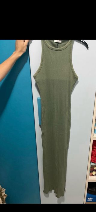 Vestido verde de canalé largo