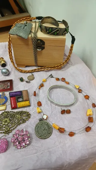 Lote Bisutería Vintage y Actual