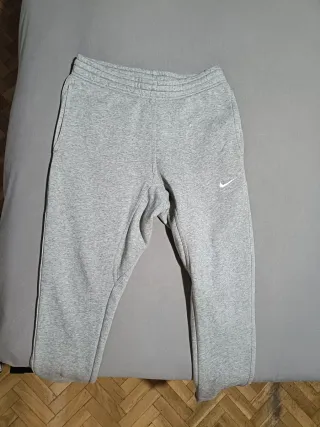 Pantalón Chándal Nike Gris