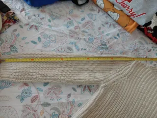 Jersey de lana beige. Talla S