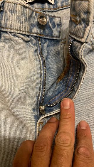 Pantalón vaquero mujer Zara azul