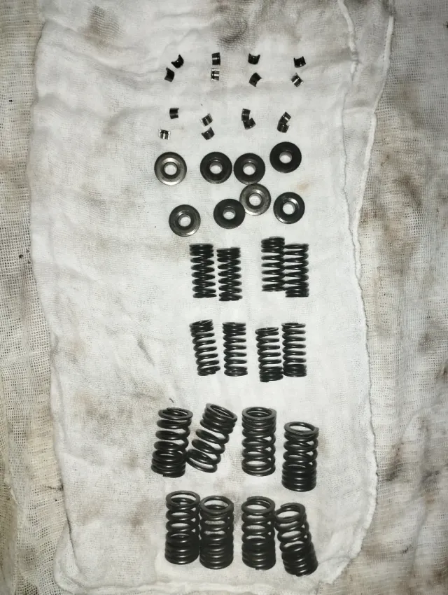 Kit original Válvulas Kawasaki KLE 500