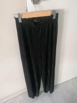 Pantalón Zara Negro Plisado
