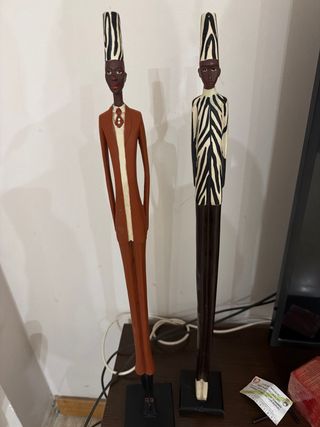 Mueble TV naranja y plateado