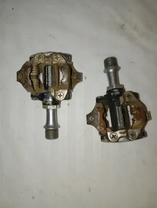 2 Pedales Shimano Automáticos MTB