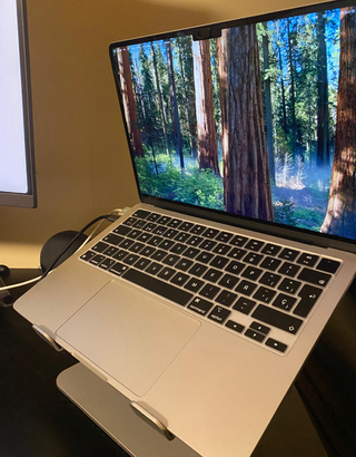 MacBook Air M3 13 256GB SSD 8GB RAM Plata