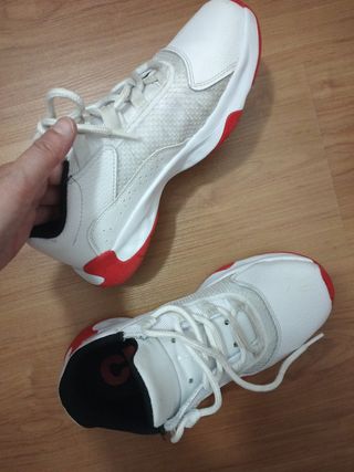 Zapatillas Jordan Blancas Talla 37.5