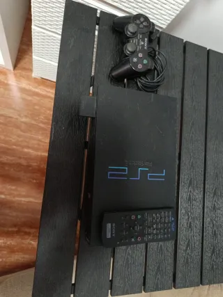 PlayStation 2 Sony con mando y mando a distancia