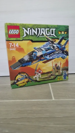 Lego Ninjago 9442 - Jay's Storm Fighter