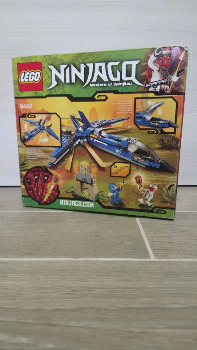 Lego Ninjago 9442 - Jay's Storm Fighter