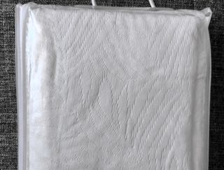 Colcha blanca cama 90-105 (A ESTRENAR) 