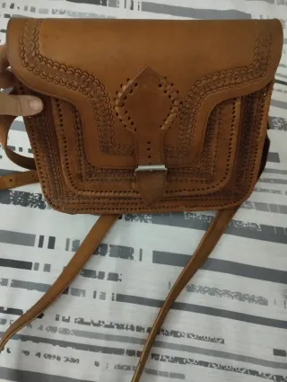 Bolso piel estilo oriental