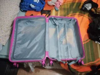 Maleta de viaje con diseño
