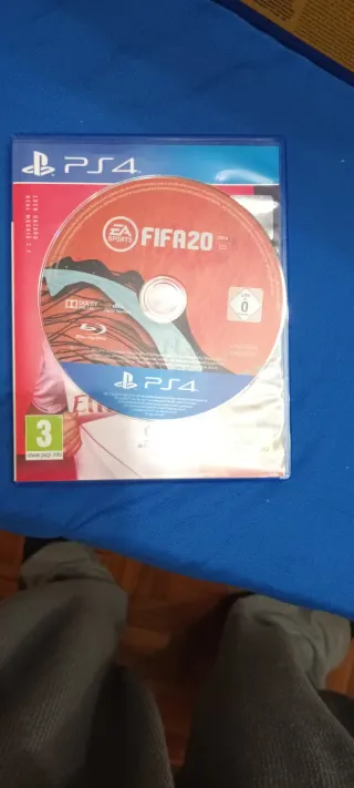 PS4 Slim 1TB FIFA 20