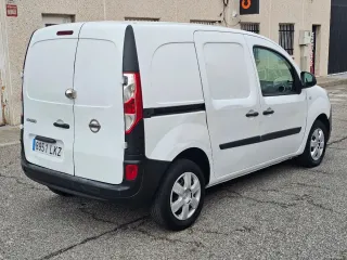 Nissan NV250 2021
