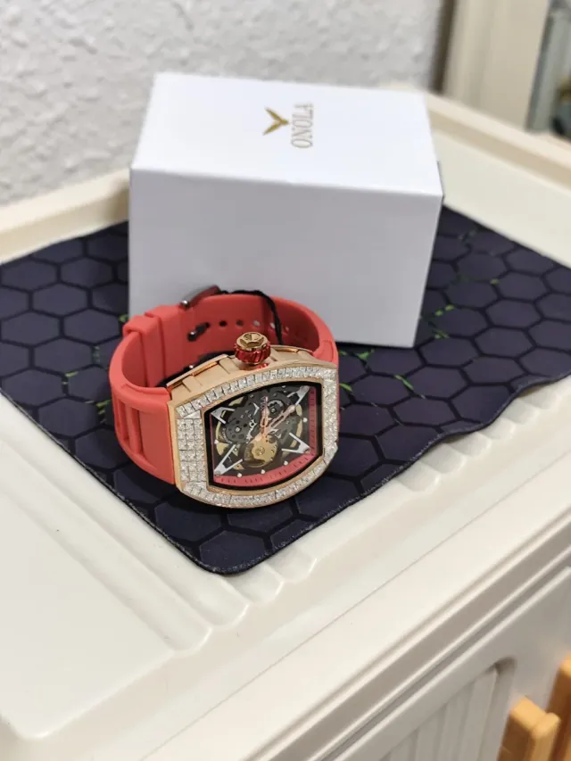 Reloj Automático Hombre Oro y Rojo