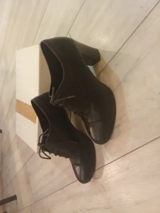 Zapatos Geox cordones negros talla 39