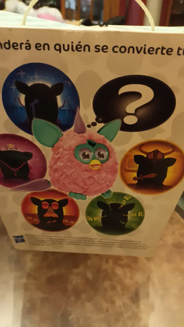 Furby Original con Caja e Instrucciones