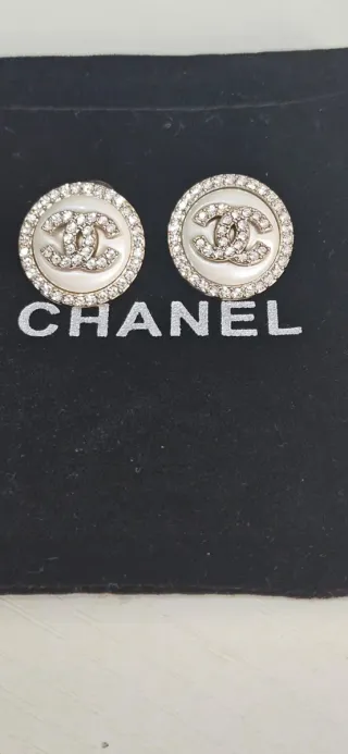 Pendientes Chanel CC Dorados con Cristales