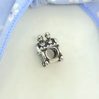 CHARM FROZEN CARRO DISNEY ANNA