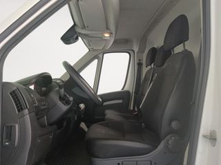 Peugeot Boxer 330 L1H1 BlueHDi 120