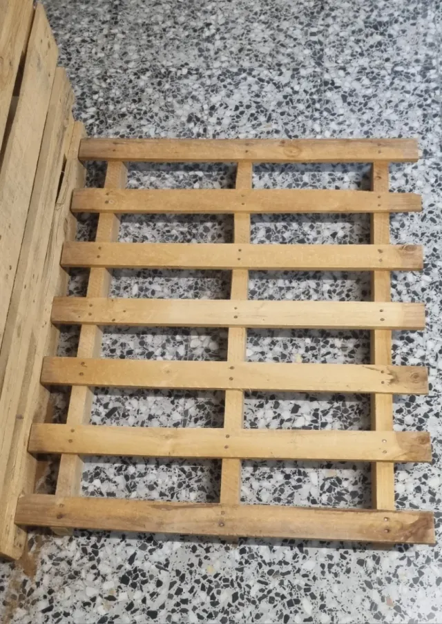 Palets de madera europeos (7 ud)