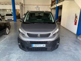 Peugeot Expert Combi BlueHDi 120cv SS Standard.