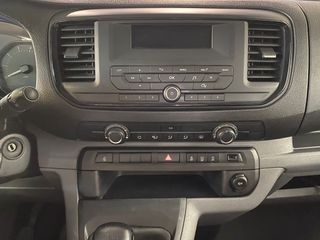 Peugeot Expert Combi BlueHDi 120cv SS Standard.