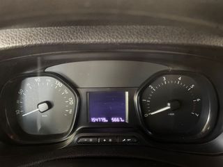Peugeot Expert Combi BlueHDi 120cv SS Standard.