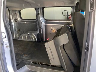 Peugeot Expert Combi BlueHDi 120cv SS Standard.
