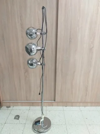 Lámpara de pie