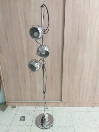 Lámpara de pie