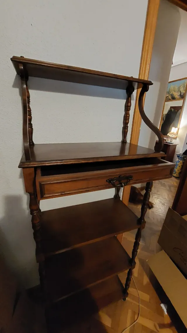 Estantería vintage madera con cajón