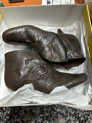 Botines Hispanitas Marrones Talla 38