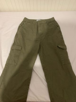 Pantalón cargo verde mujer
