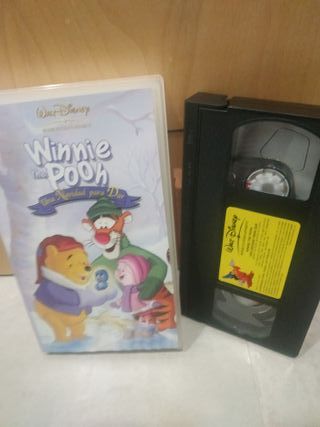 Winnie the Pooh: Una Navidad para Dar VHS