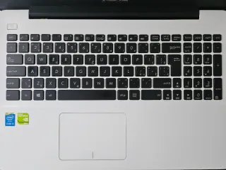 Portátil ASUS X-Series