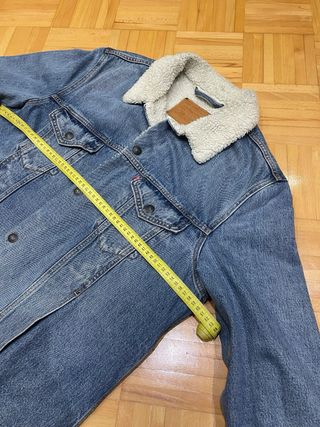 Chaqueta Levi's vaquera con forro sherpa Trucker