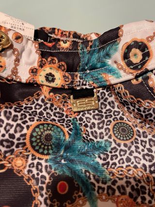 ES Collection Pantalón Corto Estampado Dorado
