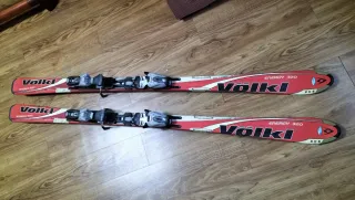 Esquís Volkl Energy 320. 
1'55 cm de largo. 