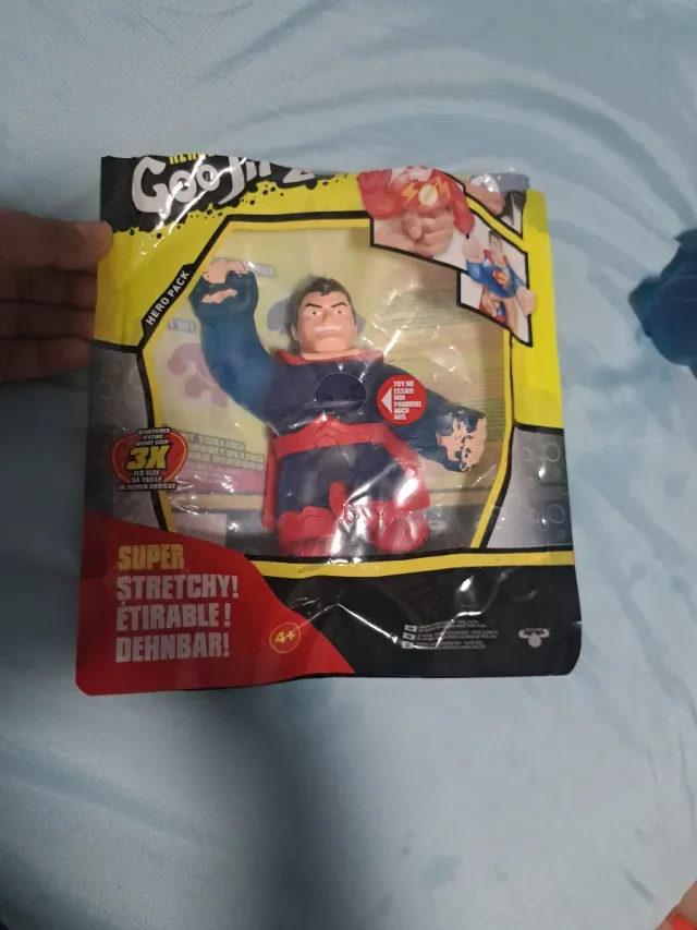 Figura Estirable Superman Goo Jit Zu