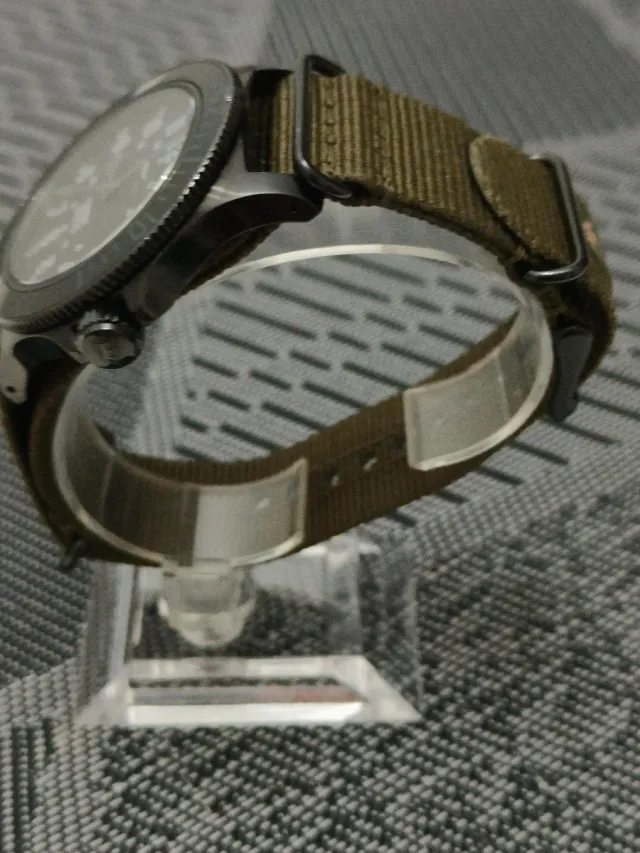 Glycine Combat Sub 42 GL0084