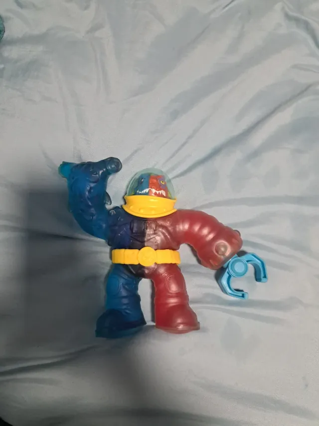 Figura Goo Jit Zu Tyro Doble