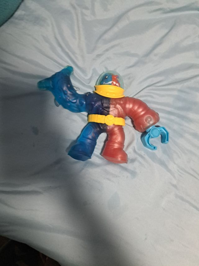 Figura Goo Jit Zu Tyro Doble