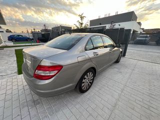 Mercedes-Benz Clase C 2007