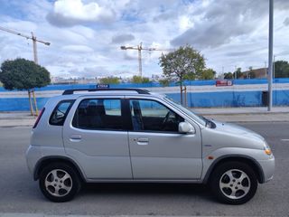 Suzuki Ignis 2004