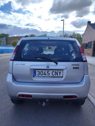 Suzuki Ignis 2004