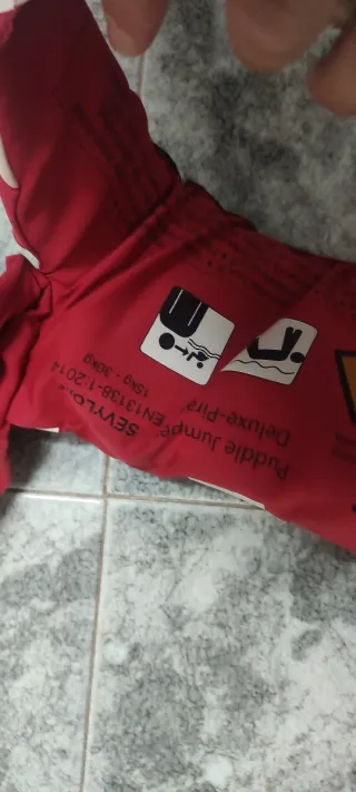 Chaleco salvavidas y manguitos bebé 0/2