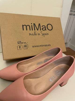 Zapatos de salón piel rosa talla 37
marca Mimao