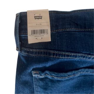 Talla L (W31 L28). Vaquero de mujer LEVI’S 311